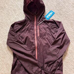 Hoka Cherry Skylow Jacket